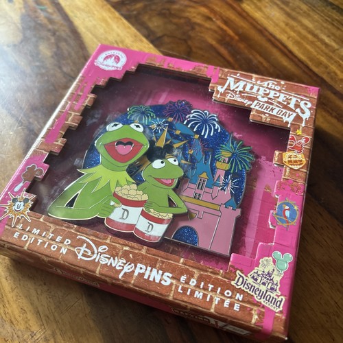 Kermit the muppets - the, park