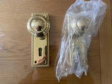 Pomelli per porta in ottone