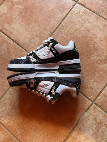 Trainer - lv,
