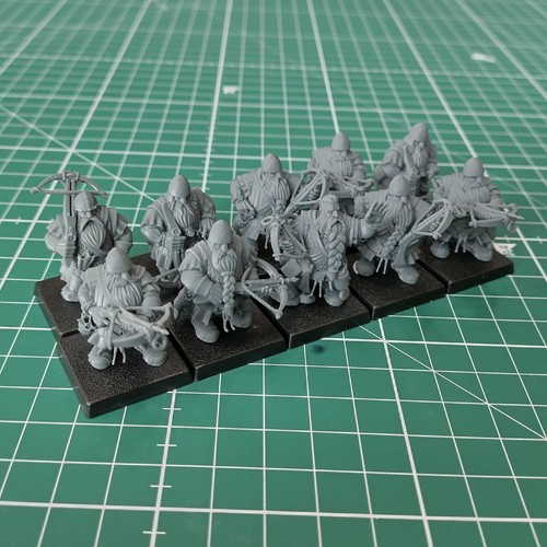 Highlands miniatures - x,