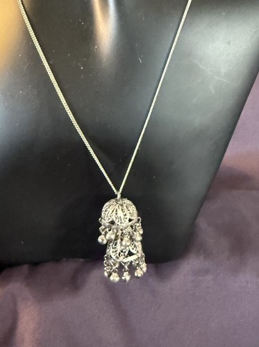 Collana con ciondolo