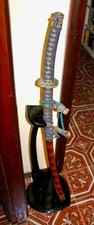 Katana Giapponese originale (con intarsi in oro e supporto in legno)