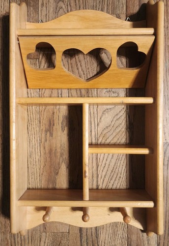 Espositore parete legno - in,