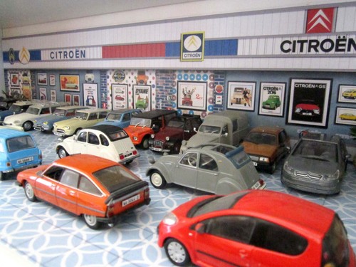 Diorama museo citroen - diorama,