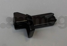 Supporto cerniera DX per