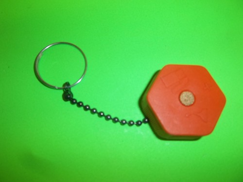 Sostituisci tappo carburante - tappo,