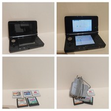 CONSOLE NINTENDO 3DS + CARICATORE + 5 GIOCHI
