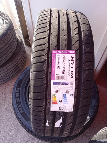 Pneumatici estivi 235 - 4,