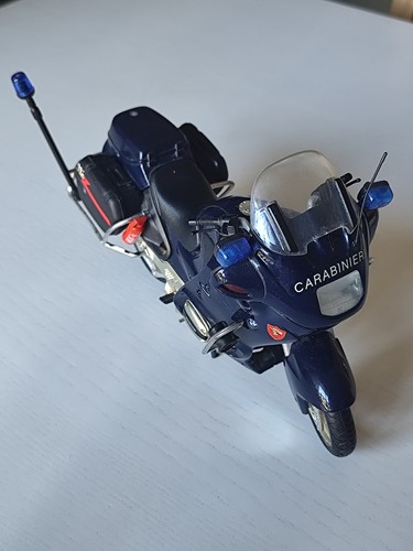 Bmw 850 carabinieri scala - bmw,