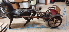 Piccolo calesse con cavallo in legno  da esposizione      