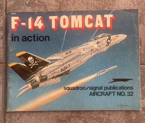 Squadron signal aircraft - /,