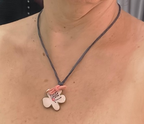 Deliziosa collana con - , abbinato