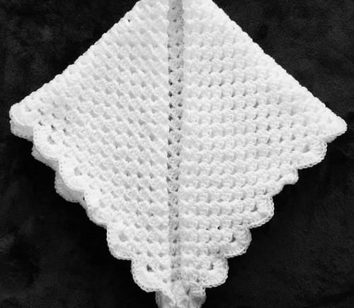 Hand crocheted white - ⭐️,
