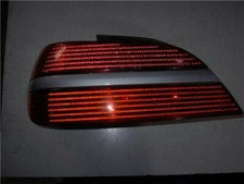 Rojo faro posteriore destro