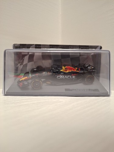 Red bull racing rb19 - bull,