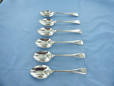 UN SET VINTAGE DI SEI