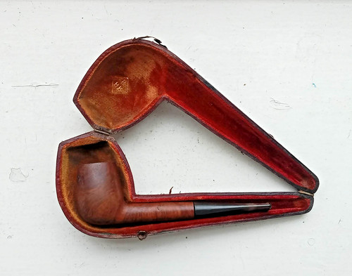 Vintage wooden smoking - wooden, pipe