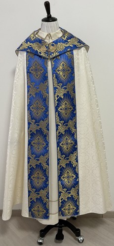 Piviale bianco mariano