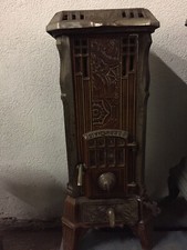 Stufa in ghisa smaltata D'epoca Liberty 1900/1910