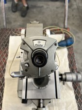 Mitutoyo 176-103A  Toolmaker Microscopio Type BI-5