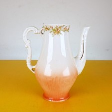 Elegante brocca in ceramica