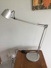 Lampada da tavolo scrivania