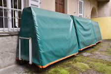 carrello espositore su ruote con apposita copertura di protezione