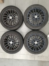 cerchi in lega con gomme per