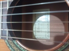 Alhambra 2C, Chitarra classica.
