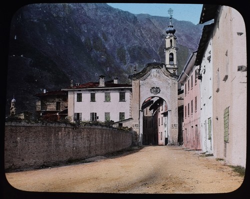 Chiavenna old town gate - chiavenna,