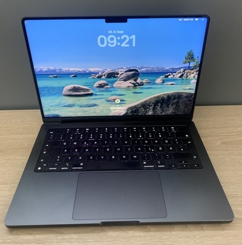 Macbook pro a2992 - pro, (2023)