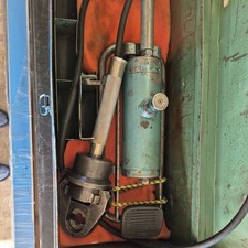 pompa idraulica a pedale, testa crimpatrice cembre crimpatrice elettrica elettrizione 