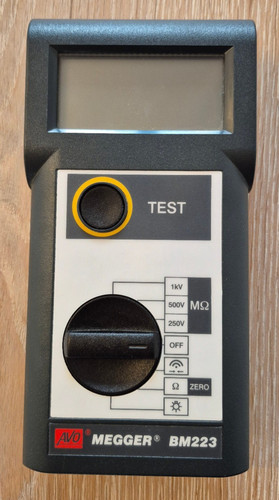 Tester isolamento megger - tester,