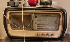 radio Magnadyne a valvole anni '50