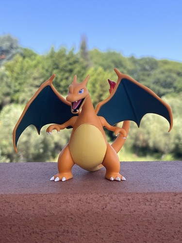 Charizard pokemon figure tomy - figure,