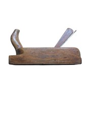 Pialletto antico in legno per