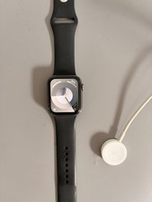 Apple Watch Series 4 -