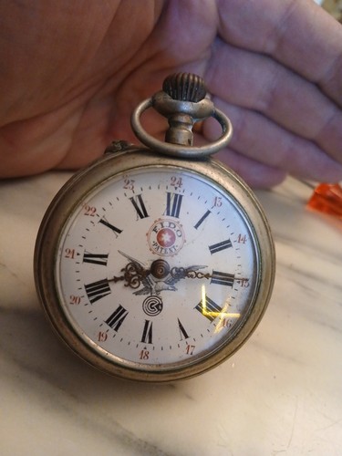 Montre o patent gousset - f.i.d.o,