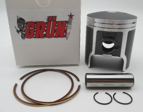 Suzuki rg500 grüni - suzuki, set
