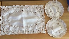 3 Piece Vintage Embroidered Ivory Dollie/Doily & Mat Set