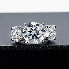 Real Moissanite 4CTW Round Cut