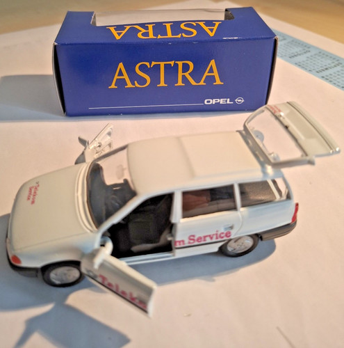 Gama opel astra caravan - opel,