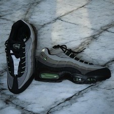 Nike Air Max 95 OG Neon Black