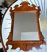 Specchio da parete in acero