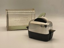 Metà secolo, tostapane in