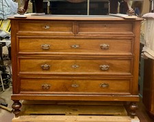 COMO' CASSETTIERA DA CAMERA 1915 CIVIDALE DEL FRIULI NOCE MASSELLOPIEDI CIPOLLA