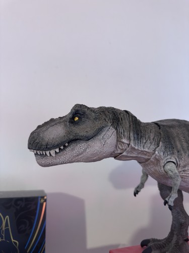 Rex jurassic park repainted - rex,