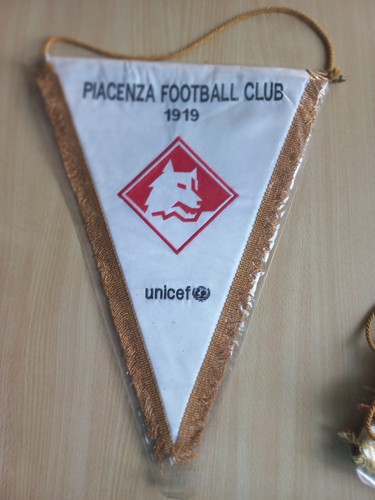 Gagliardetto calcio piacenza - gagliardetto,