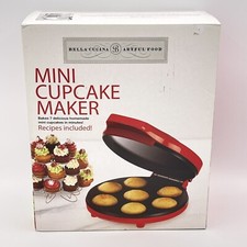 Holiday Time Mini Cup Cake