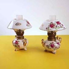 piccoli lumi in porcellana royal con piattini forati